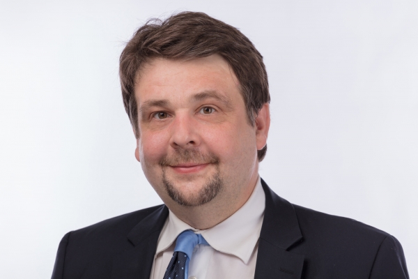 RUHRGEBIET / STRASSBURG. Zur heutigen Verabschiedung der Richtlinie „Transparente und verlässliche Arbeitsbedingungen“ erklärt Dennis Radtke (CDU), Schattenberichterstatter der EVP-Fraktion: RUHRGEBIET / STRASSBURG. Zur heutigen Verabschiedung der Richtlinie „Transparente und verlässliche Arbeitsbedingungen“ erklärt Dennis Radtke (CDU), Schattenberichterstatter der EVP-Fraktion: